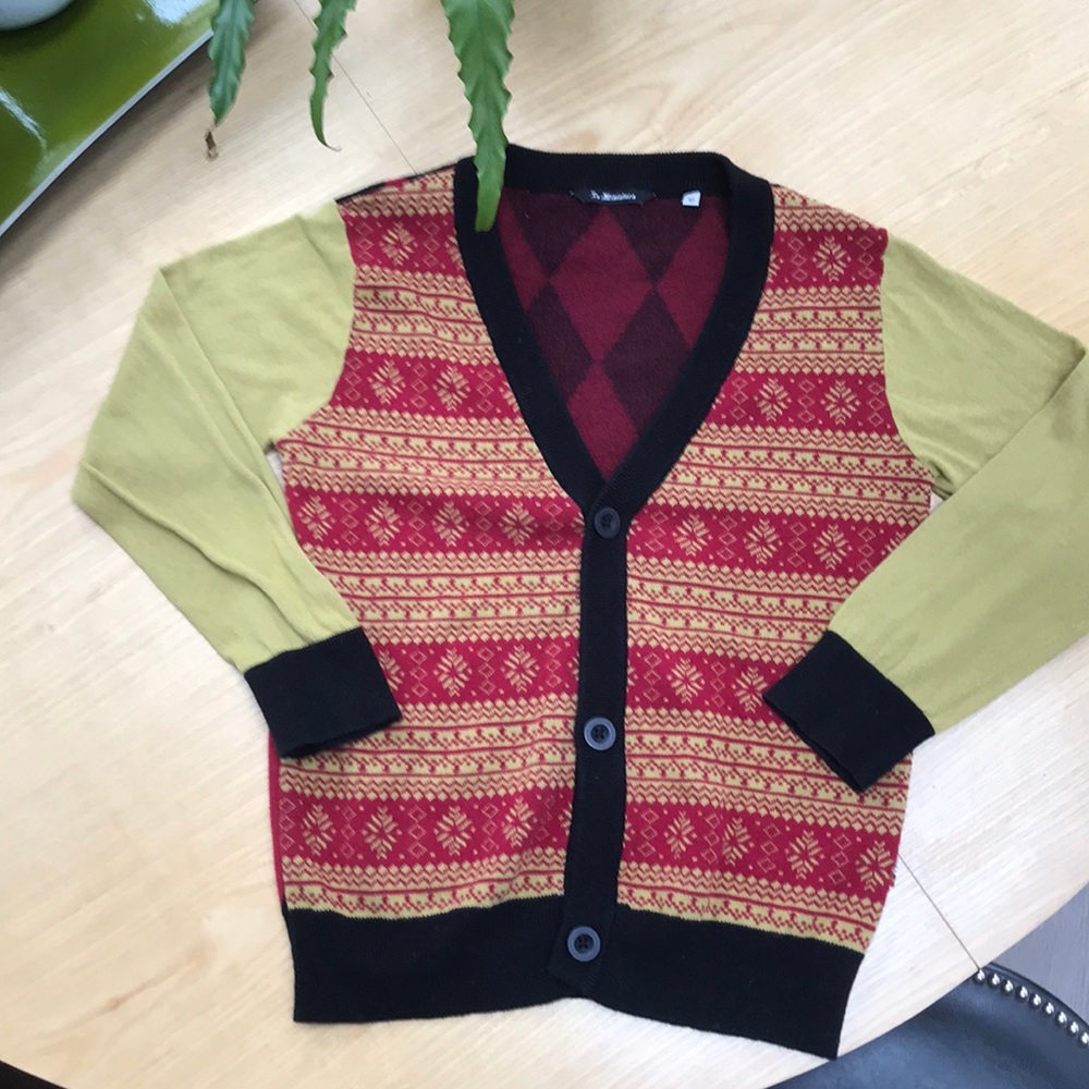 La miniatura boutique cardigan size 10 runs small